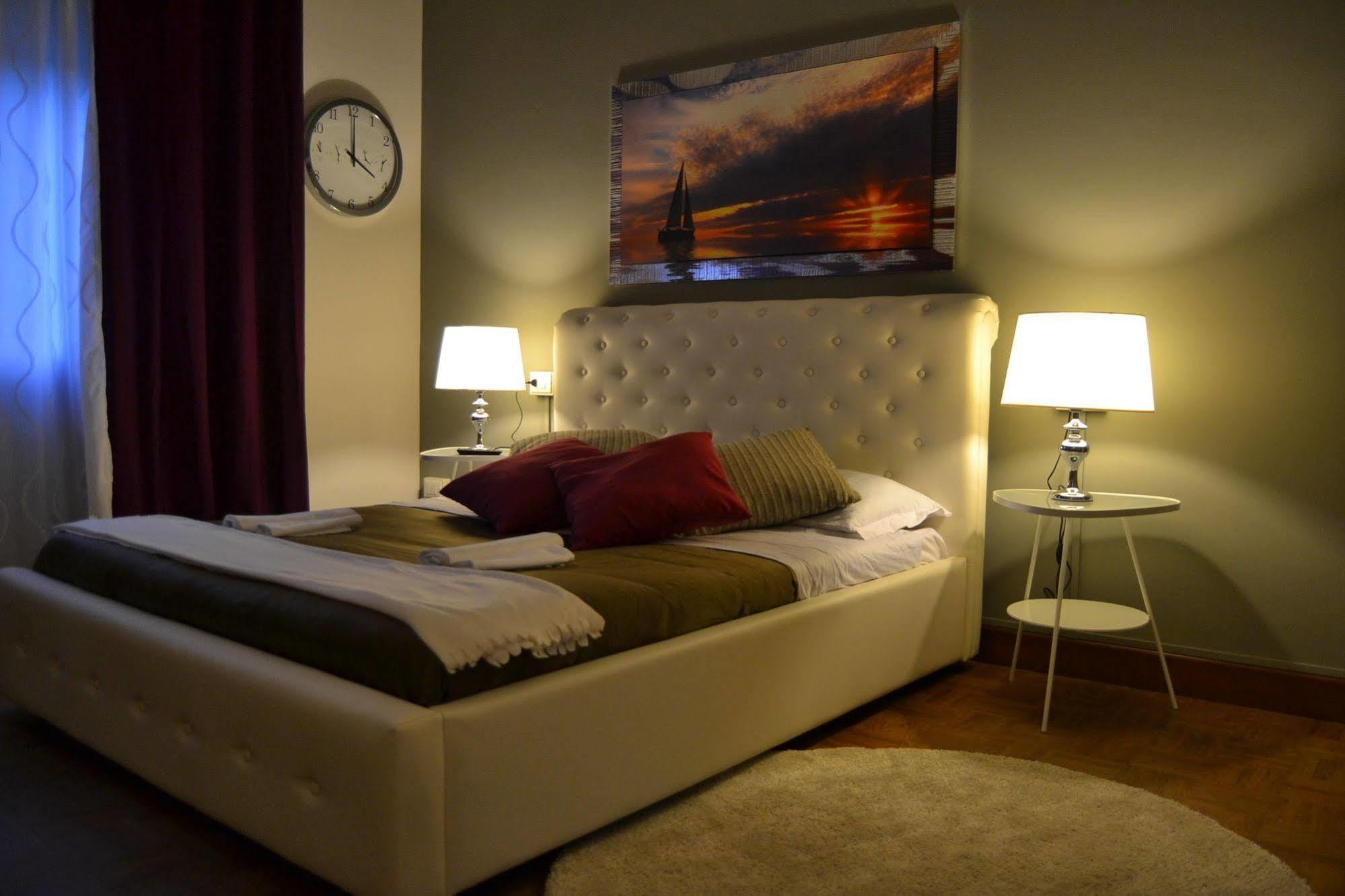 Central Avenue B&B Болонья Экстерьер фото